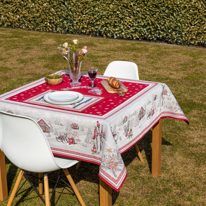 Nappe Chalet enneigé