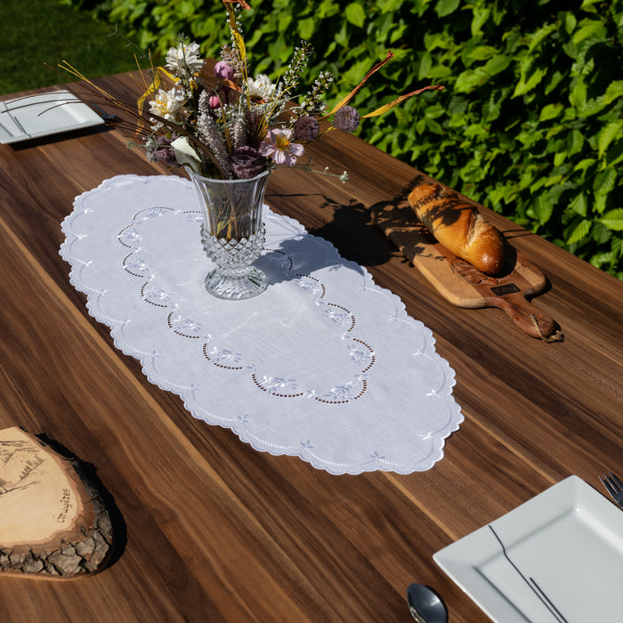 Chemin de table Fleurs blanches
