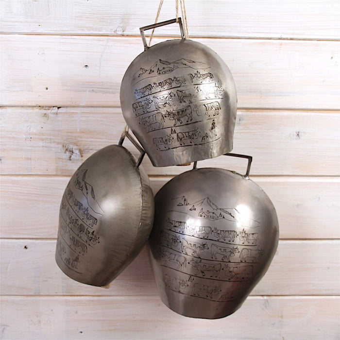 Cloche Poya