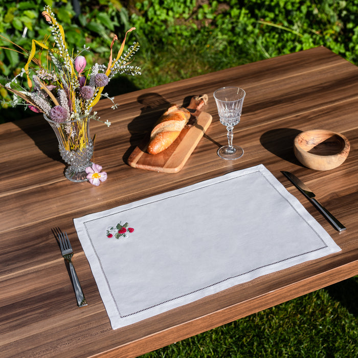 Set de table brodé