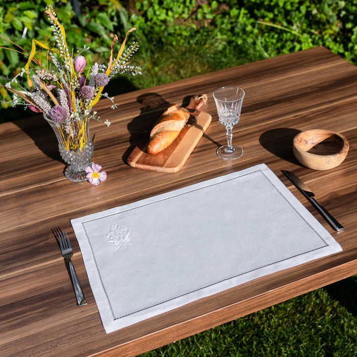 Set de table brodé