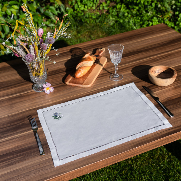 Set de table brodé