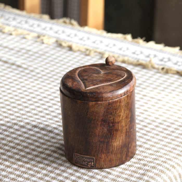Boîte à coton sculptée