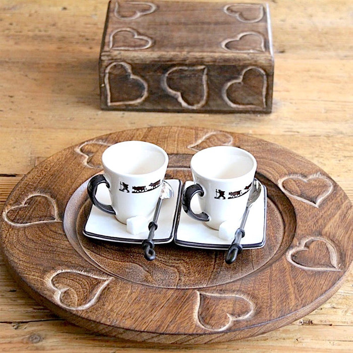Sous-assiette ronde sculptée